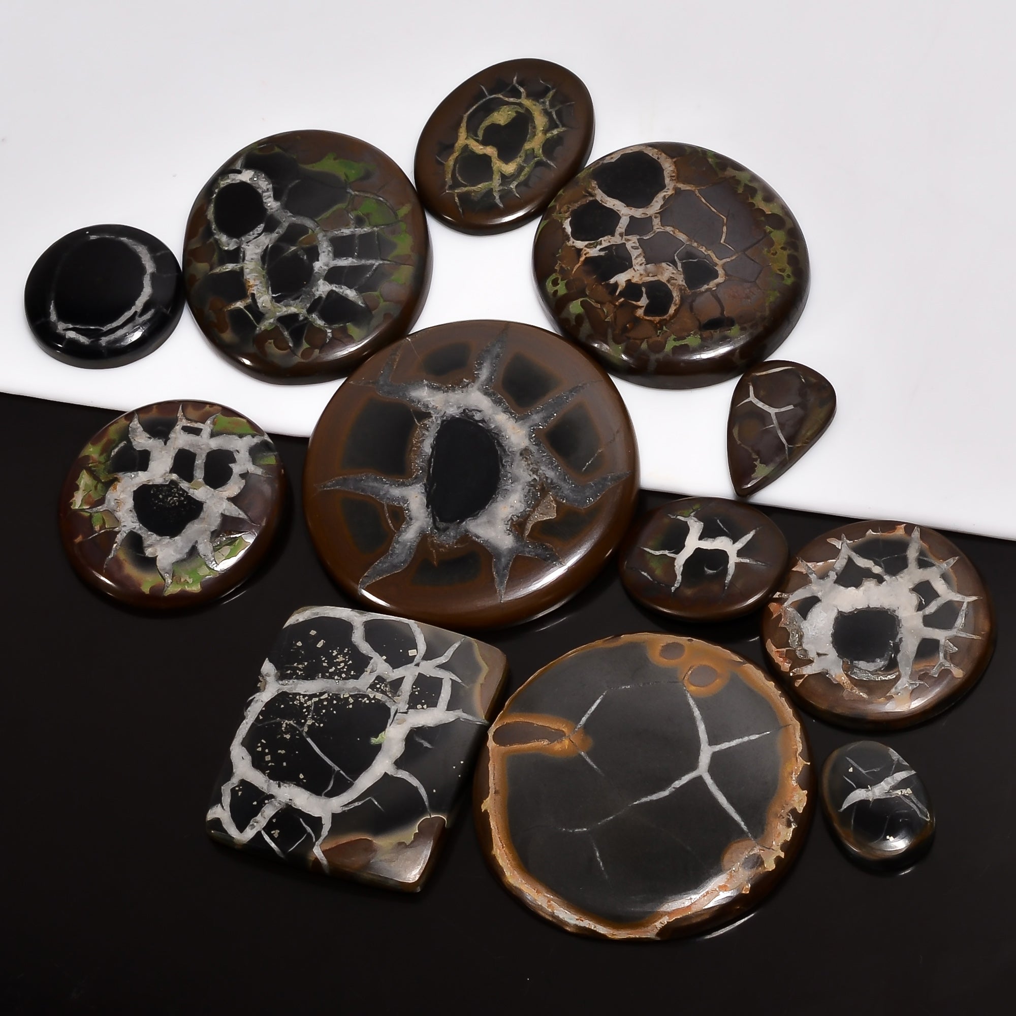 Wholesale Black Septarian Gemstone Cabochon Lot – Bulk Pricing for Jewelers & Designers (Copy)