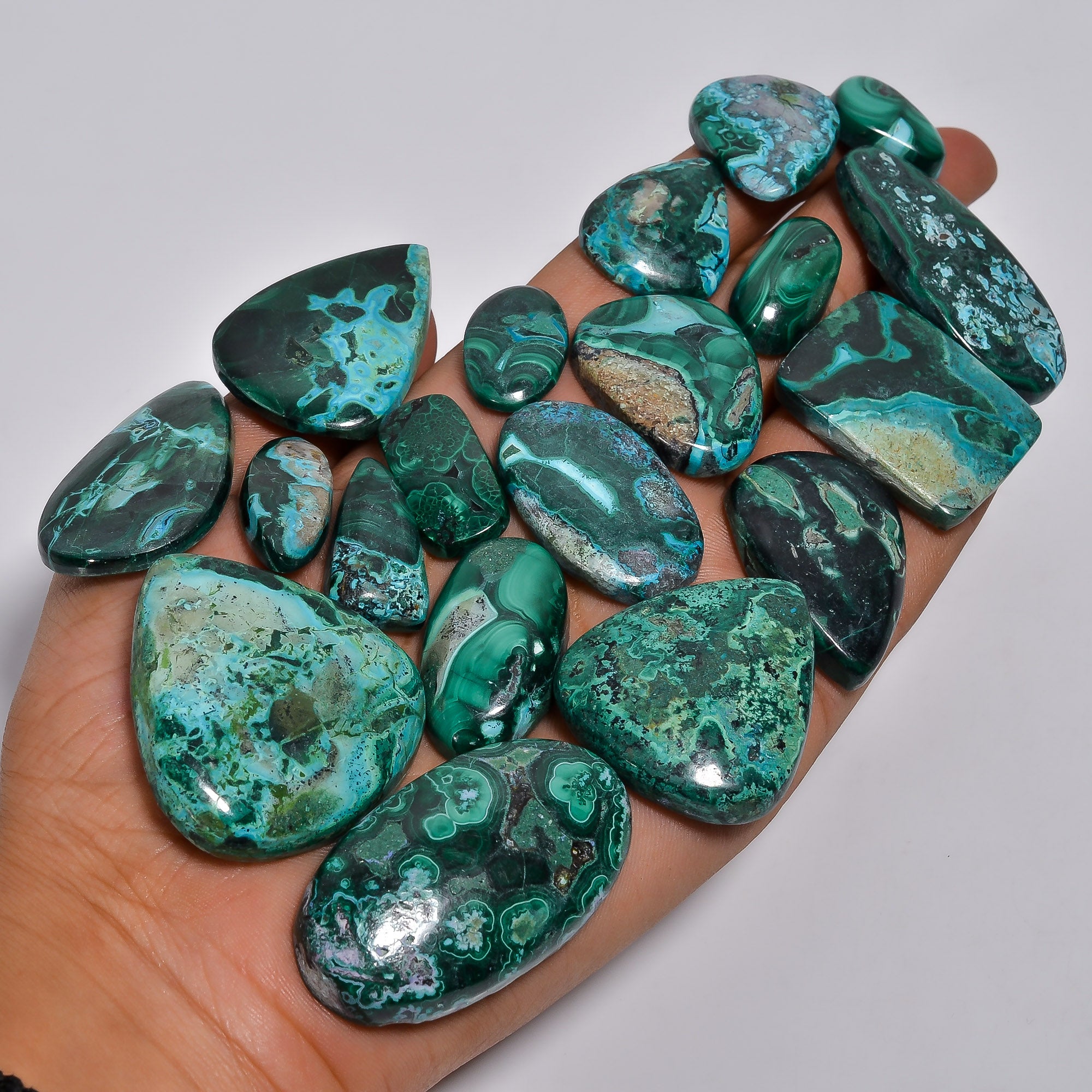Smooth Dome Malachite Chrysocolla Cabochon Gemstones – Bulk Cabochon Parcel at Factory Price (Copy)